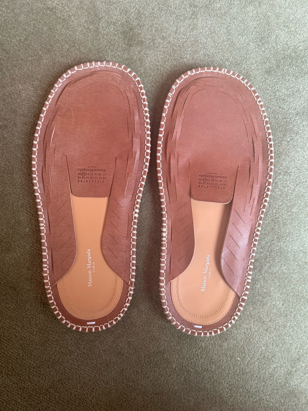 Maison Margiela Leather Slippers / Slides – Brown – Size 39 – Brand New